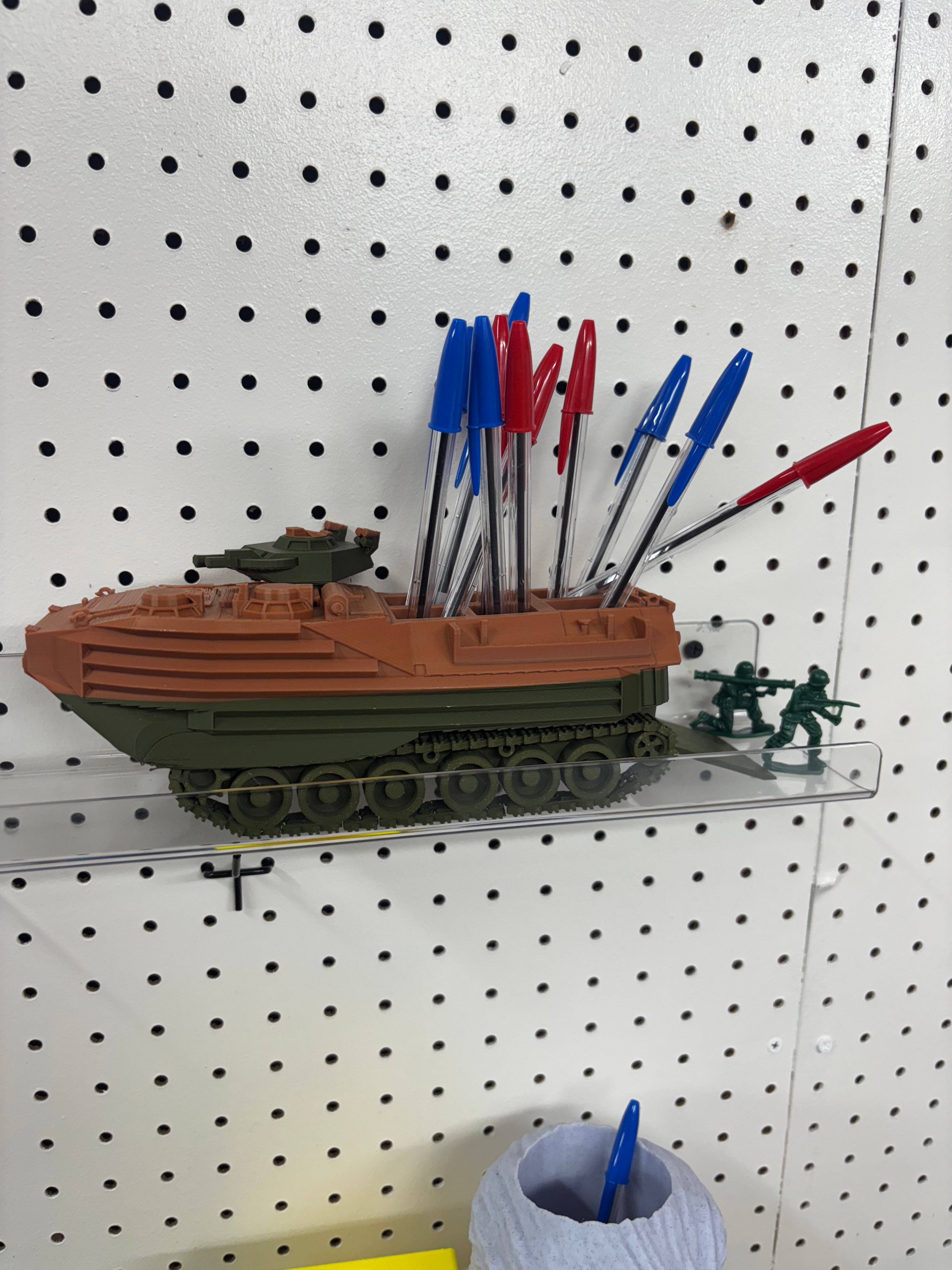 AAV Pencil Holder – Military Amphibious Vehicle 3D Printed Organizer